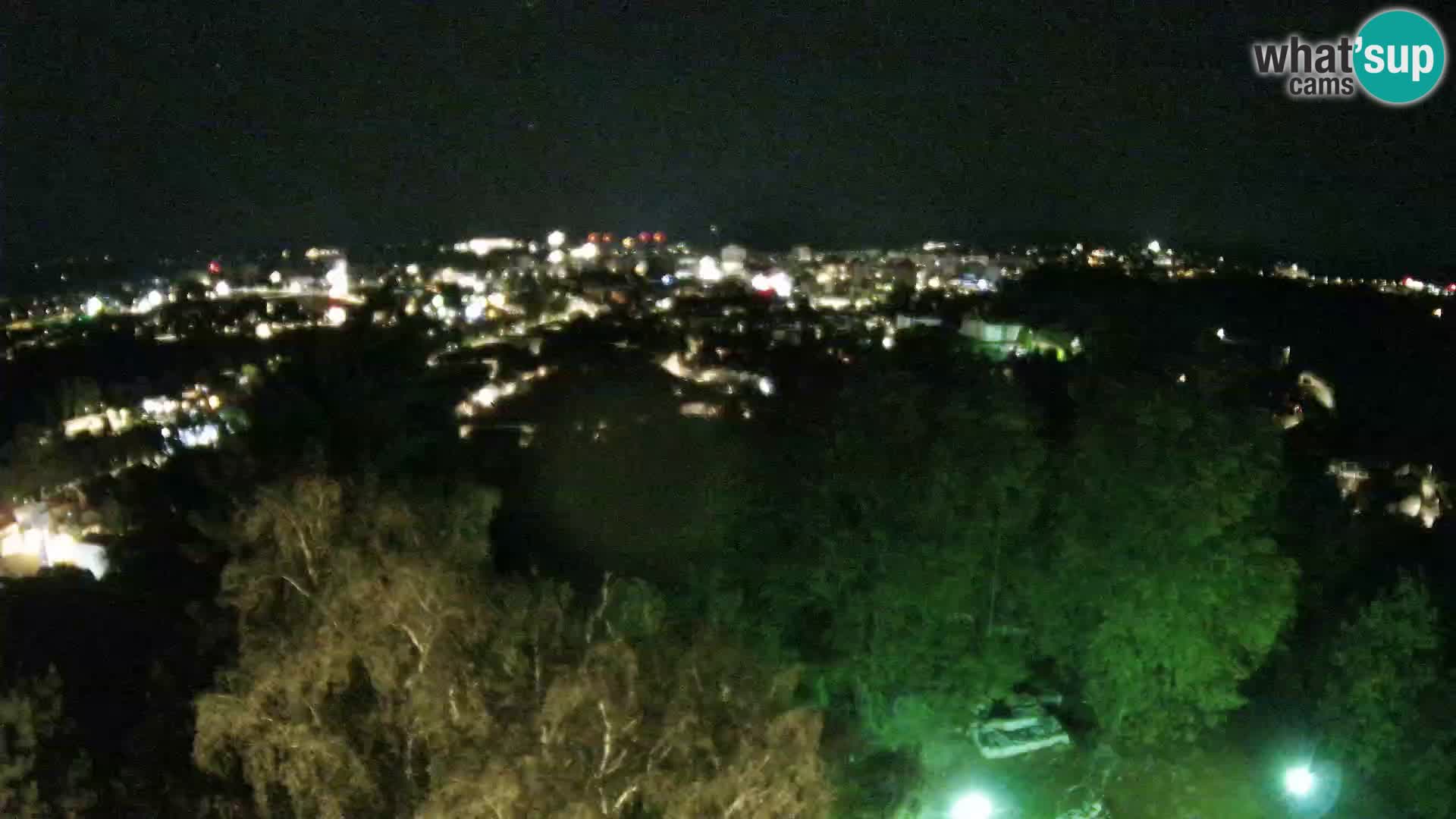 Spletna kamera Karlovac Dubovac grad – Pogled v živo na zgodovinsko znamenitost Karlovca