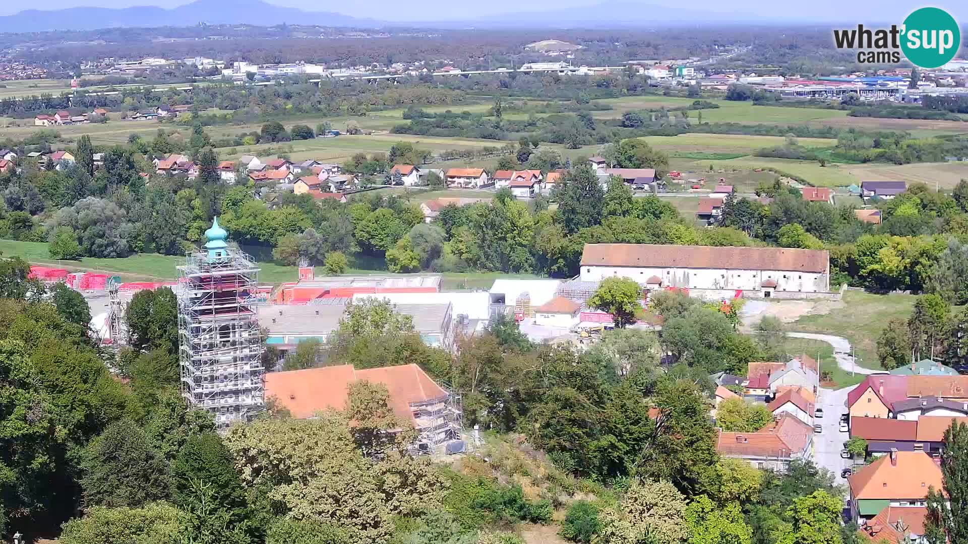 Spletna kamera Karlovac Dubovac grad – Pogled v živo na zgodovinsko znamenitost Karlovca