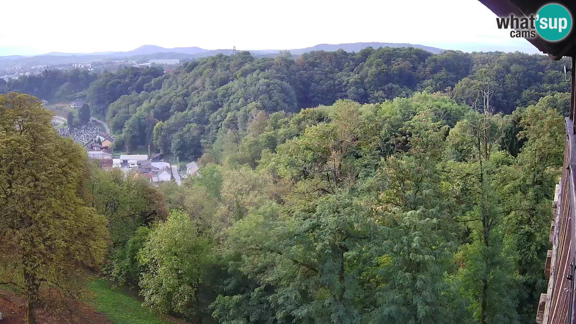 Spletna kamera Karlovac Dubovac grad – Pogled v živo na zgodovinsko znamenitost Karlovca