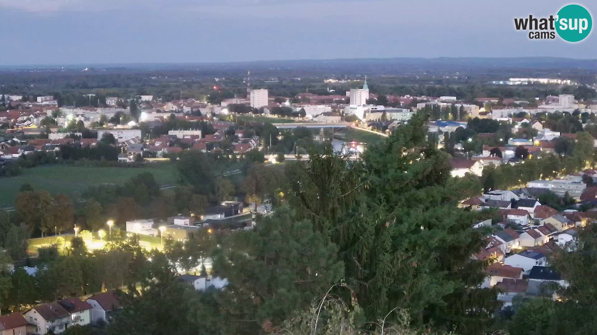 Web kamera Karlovac – Dvorac Dubovac uživo