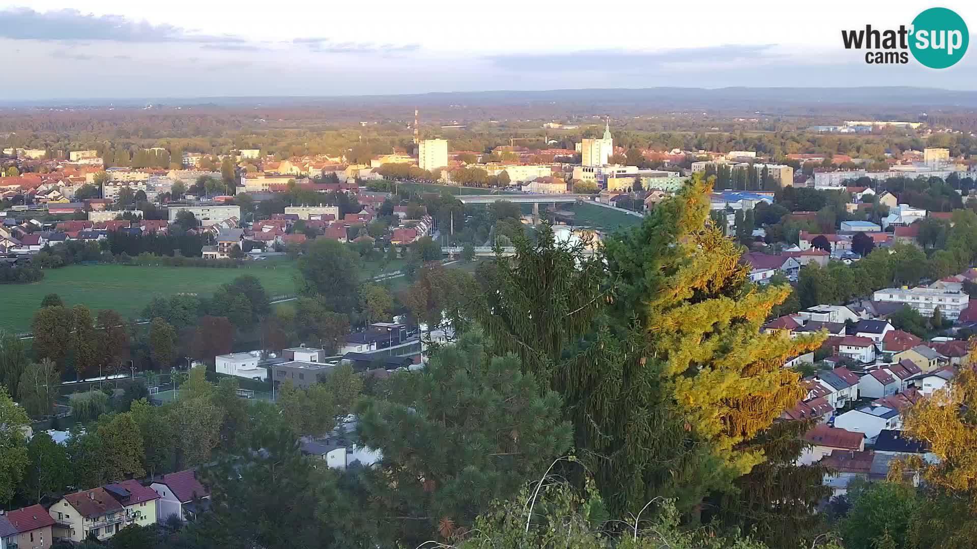 Web kamera Karlovac – Dvorac Dubovac uživo