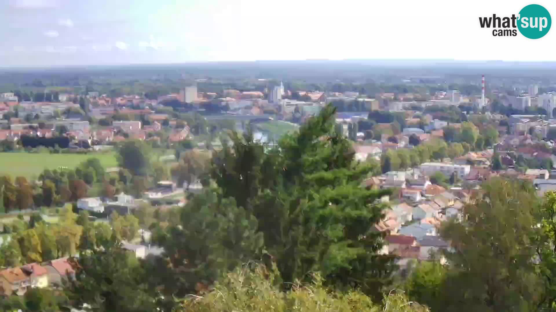 Spletna kamera Karlovac Dubovac grad – Pogled v živo na zgodovinsko znamenitost Karlovca