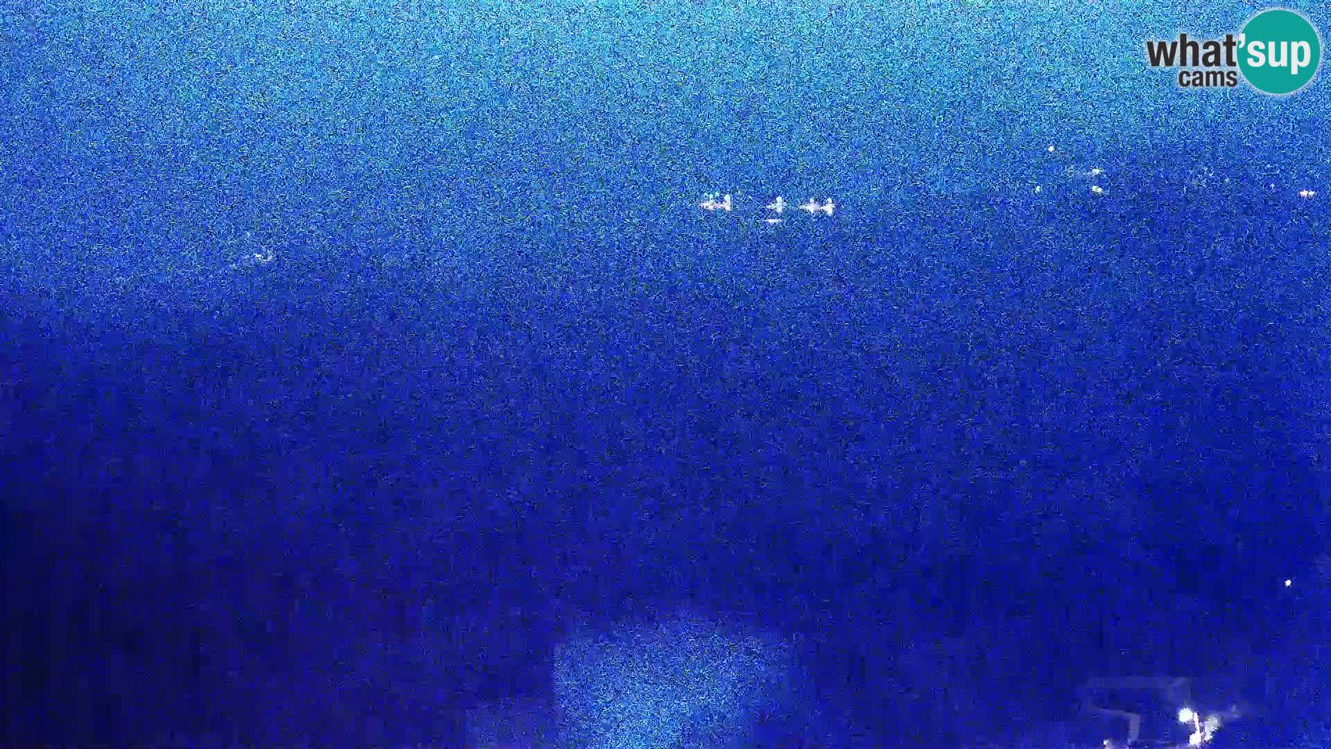 Vista dalla fabbrica di formaggio Gligora Kolan – isola di Pag