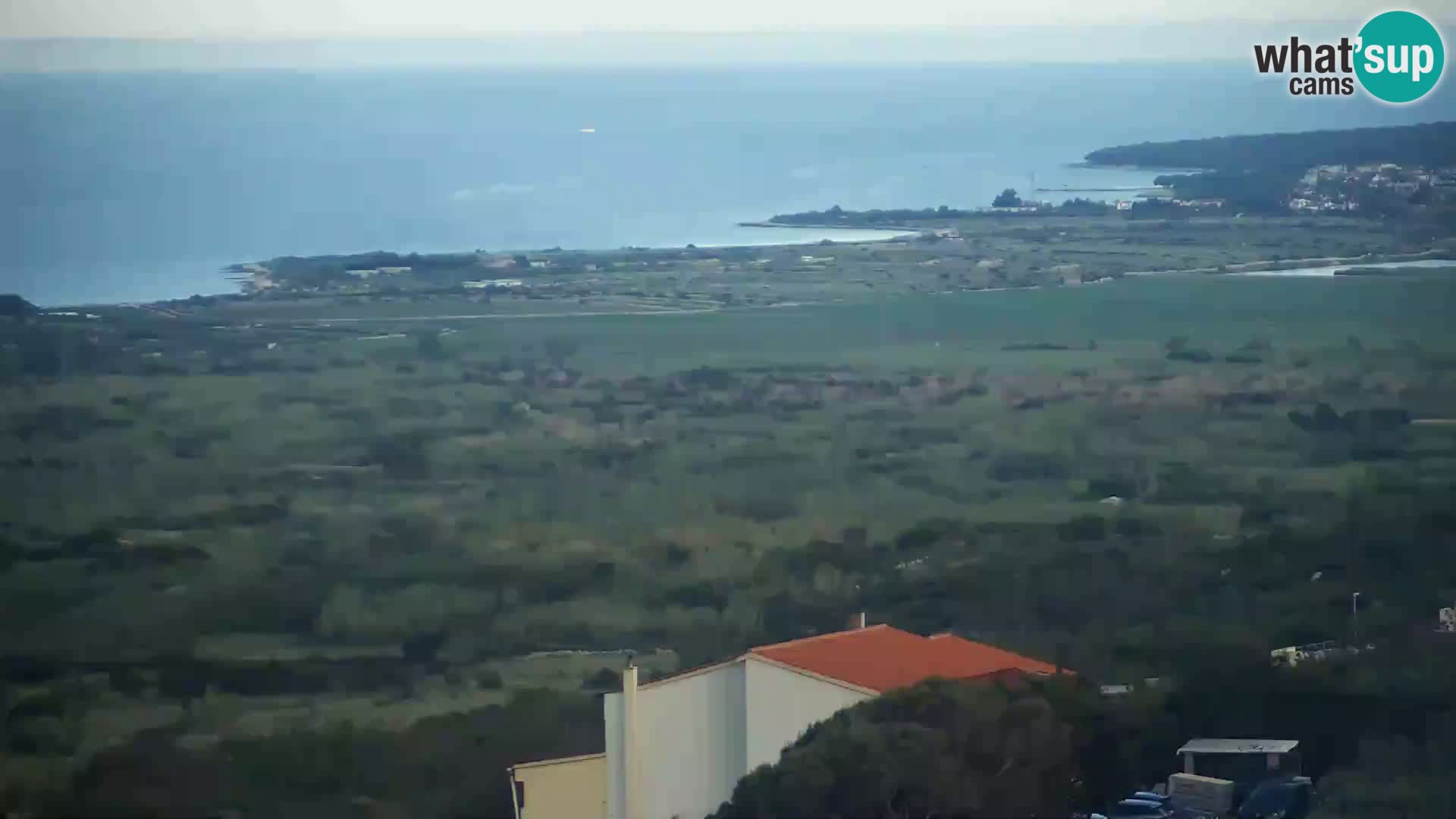 Vista dalla fabbrica di formaggio Gligora Kolan – isola di Pag