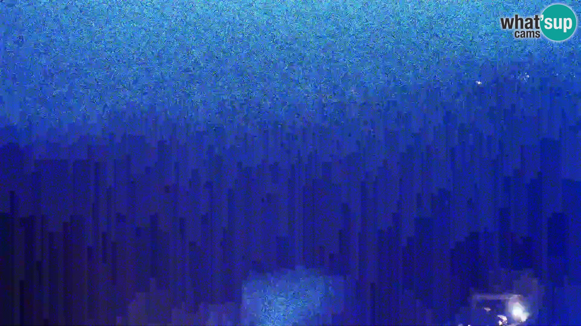 Vista dalla fabbrica di formaggio Gligora Kolan – isola di Pag