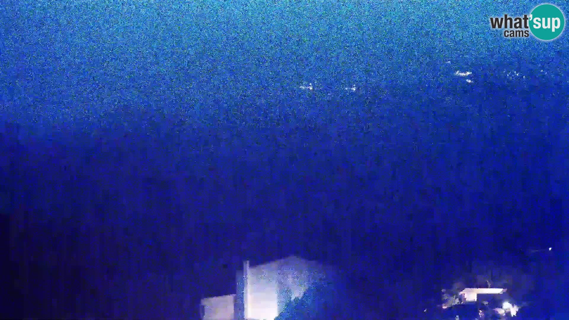 Vue de l’usine de fromage Gligora Kolan – île de Pag