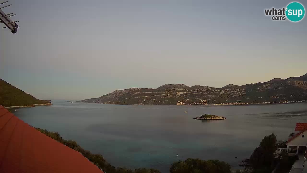 Korčula live webcam – Tri Žala panorama verso Pelješac