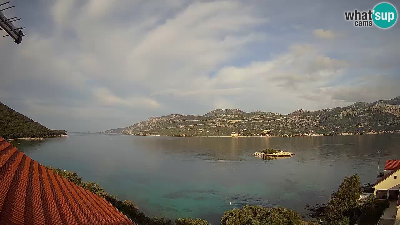 Korčula live webcam – Tri Žala panorama verso Pelješac