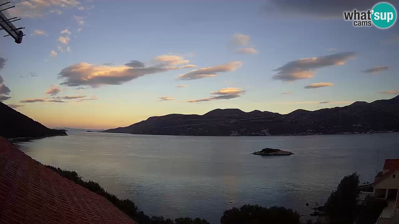 Korčula live webcam – Tri Žala panorama verso Pelješac