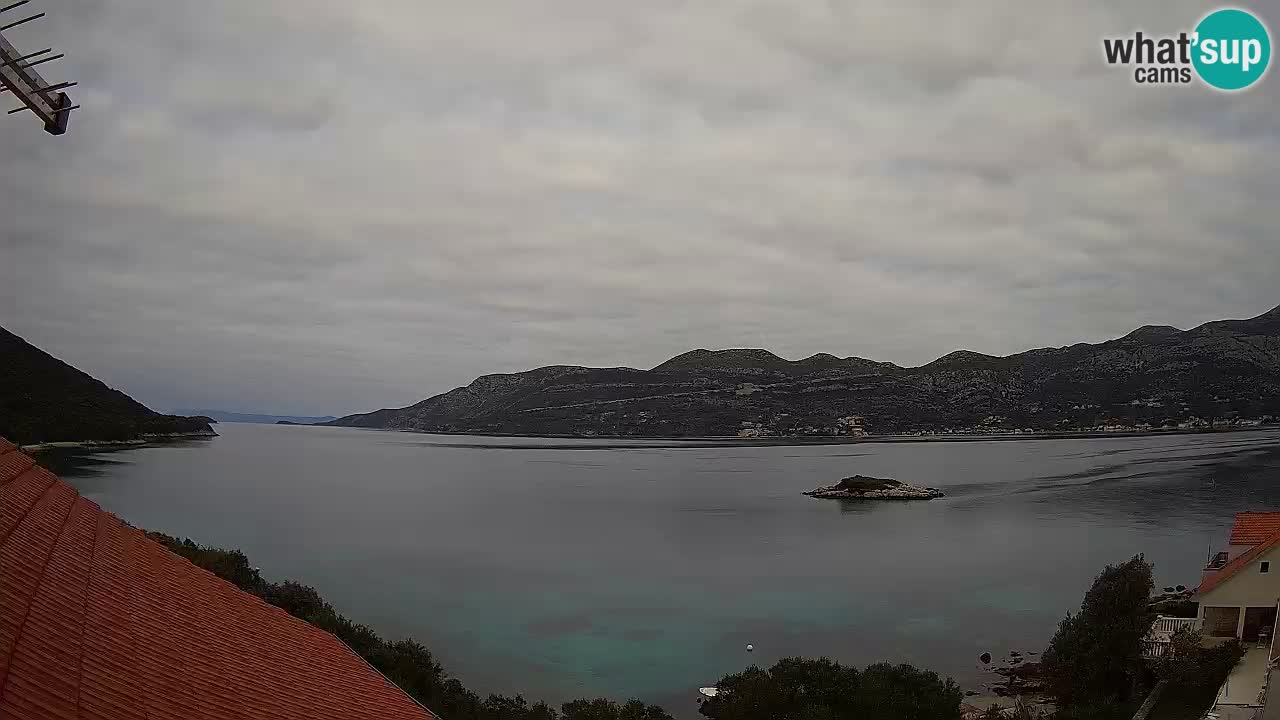 Korčula live webcam – Tri Žala panorama verso Pelješac