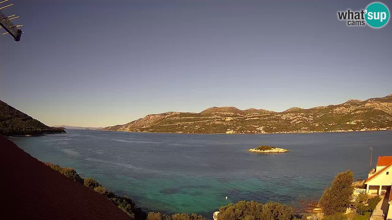 Korčula live webcam – Tri Žala panorama verso Pelješac