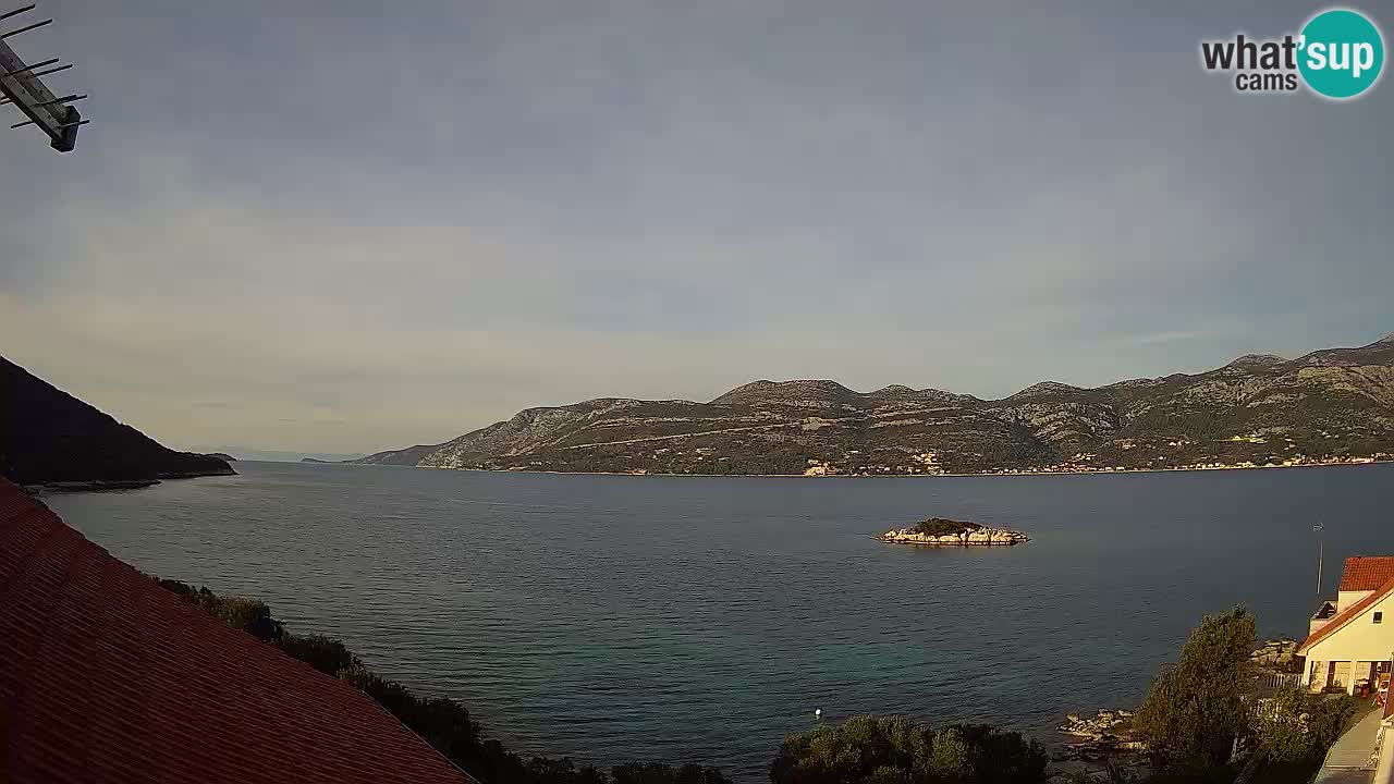 Korčula live webcam – Tri Žala panorama verso Pelješac