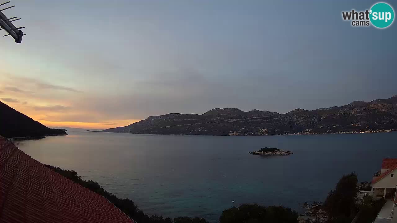 Korčula live webcam – Tri Žala panorama verso Pelješac