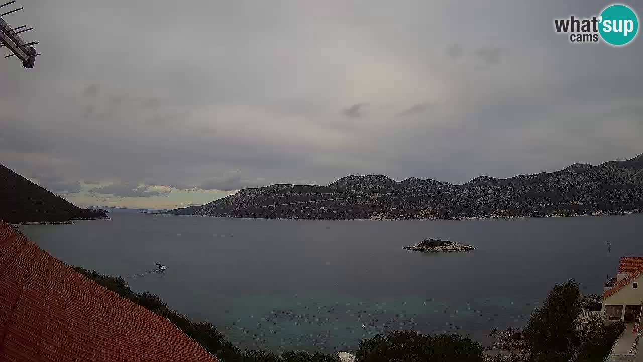 Korčula live webcam – Tri Žala panorama verso Pelješac