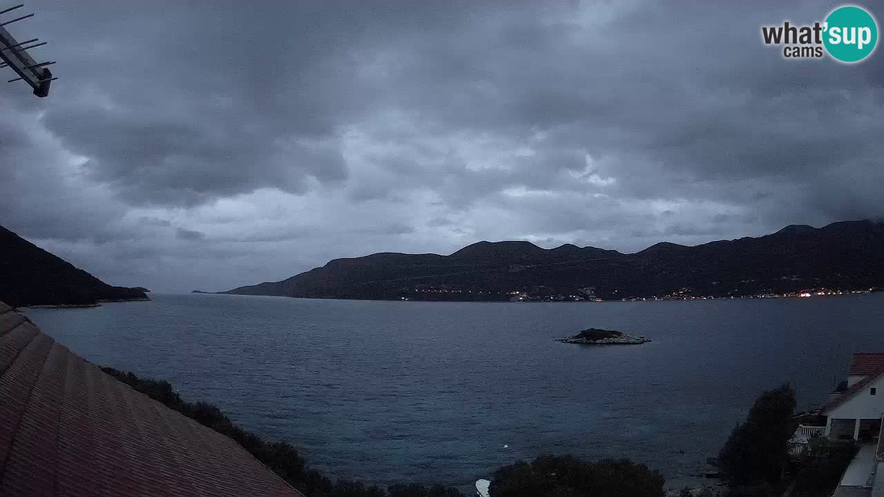 Live Korčula webcam – Tri Žala