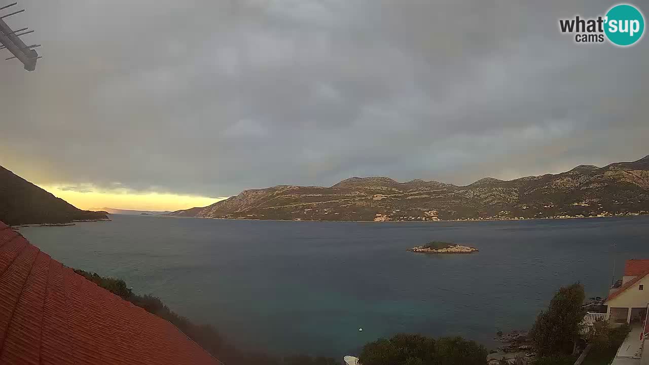 Live Korčula webcam – Tri Žala