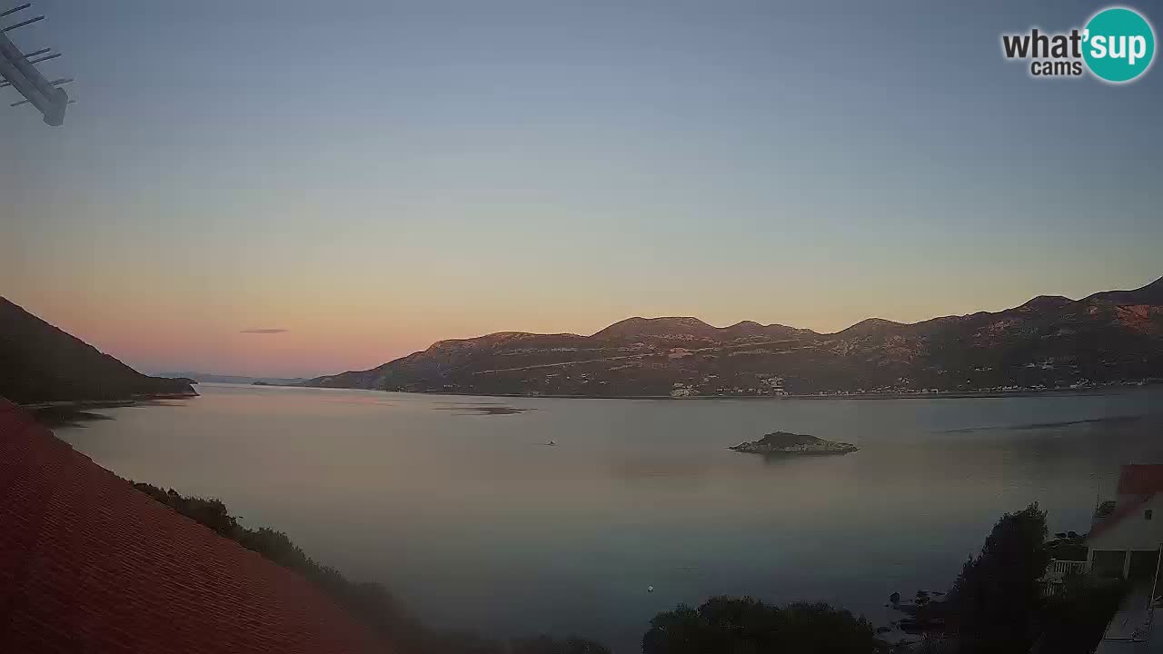 Live Korčula webcam – Tri Žala