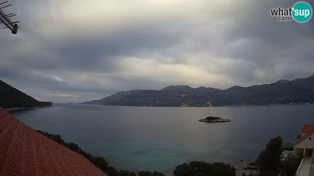 Live Korčula webcam – Tri Žala