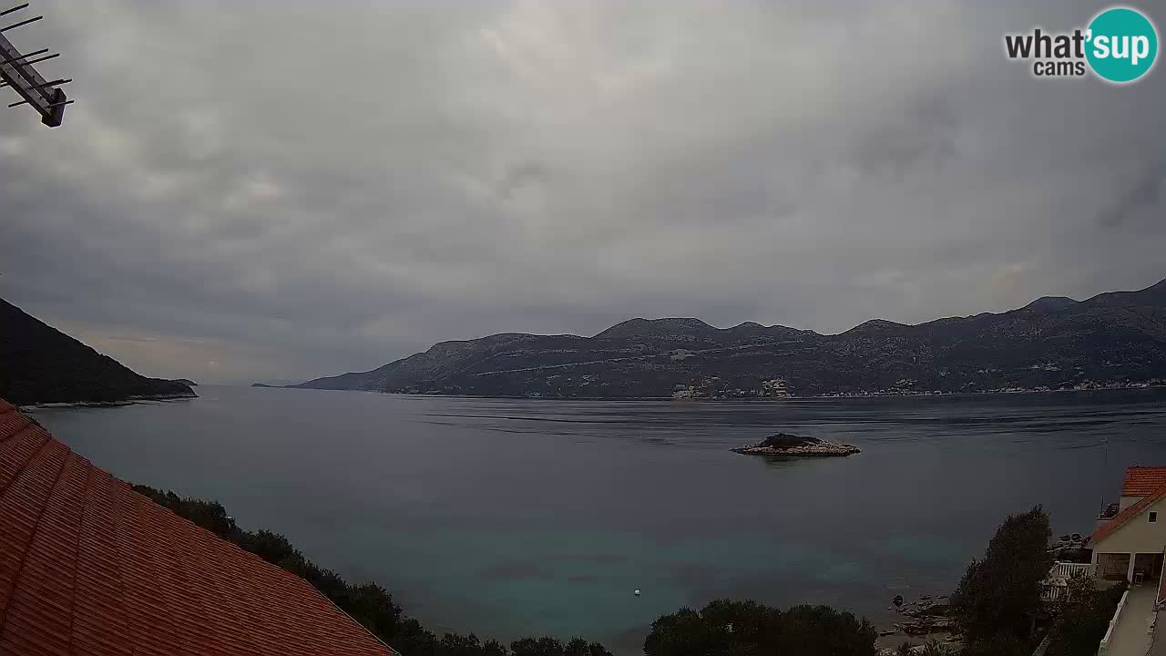 Korčula live webcam – Tri Žala panorama verso Pelješac