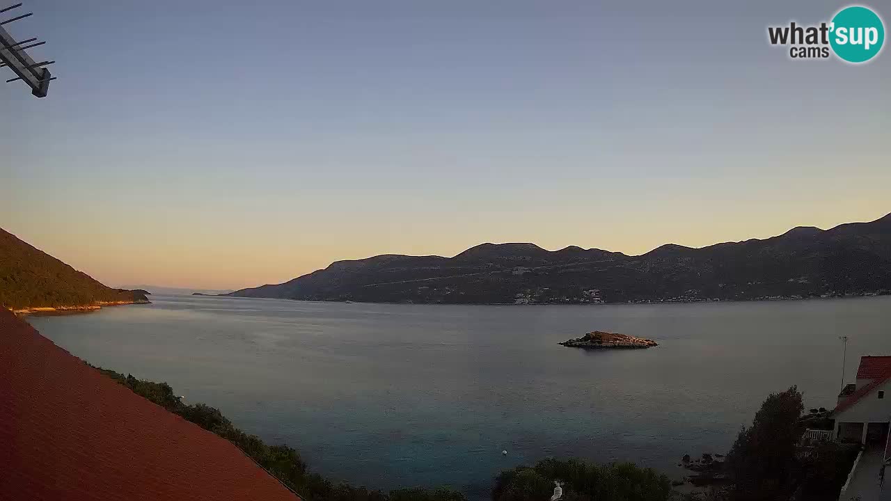 Korčula live webcam – Tri Žala panorama verso Pelješac