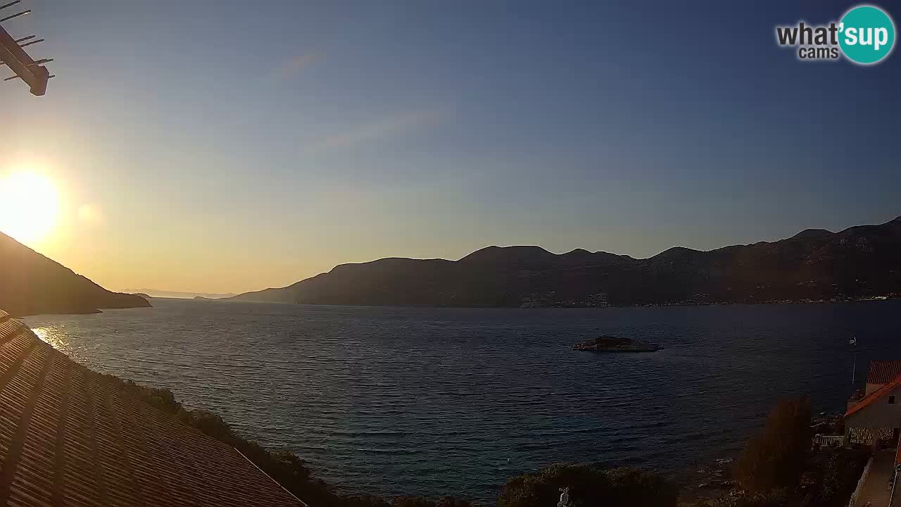 Live Korčula webcam – Tri Žala