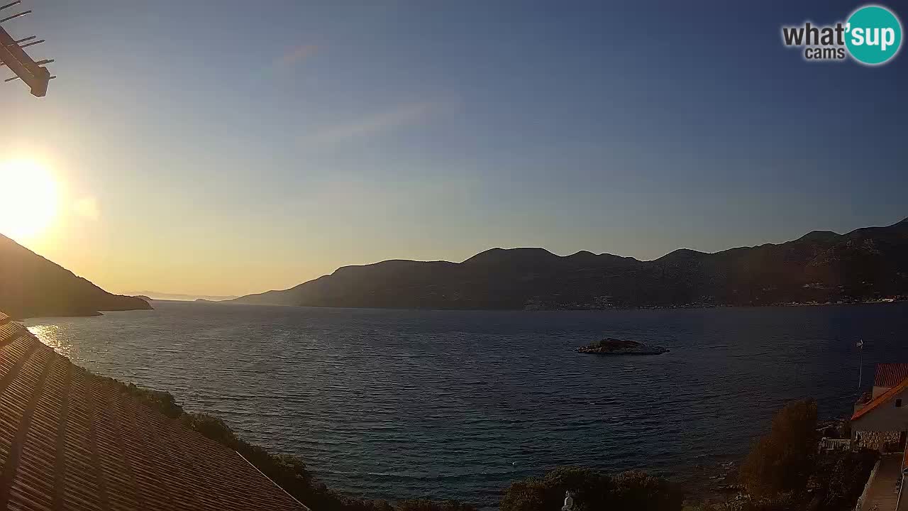 Korčula live webcam – Tri Žala panorama verso Pelješac