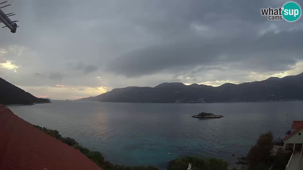 Korčula live webcam – Tri Žala panorama verso Pelješac