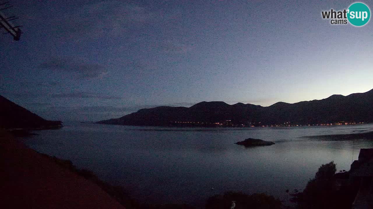 Korčula live webcam – Tri Žala panorama verso Pelješac