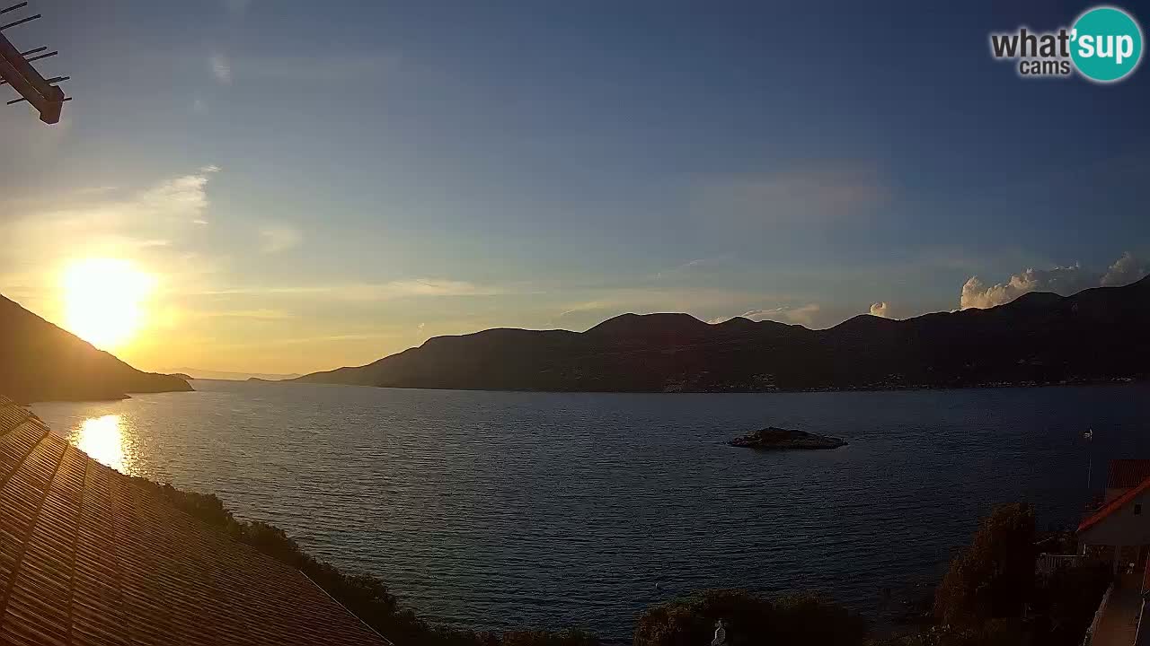 Korčula live webcam – Tri Žala panorama verso Pelješac