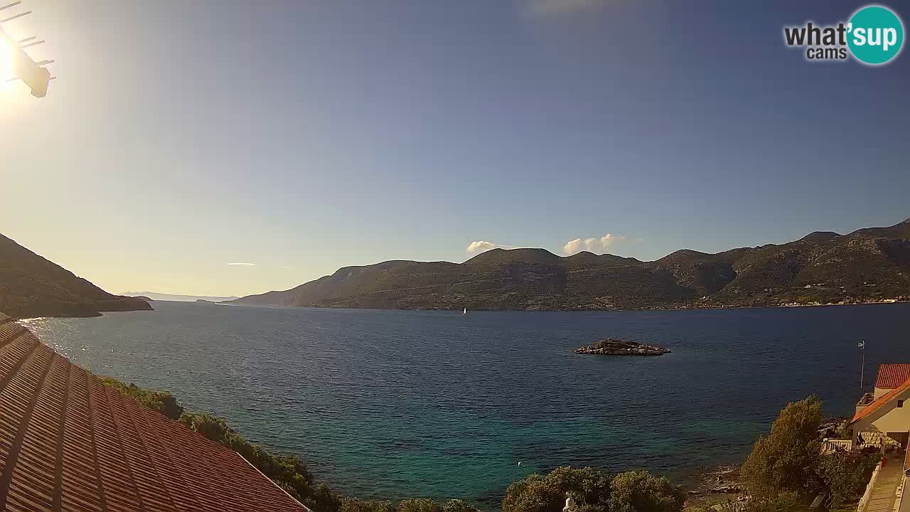 Live Korčula webcam – Tri Žala
