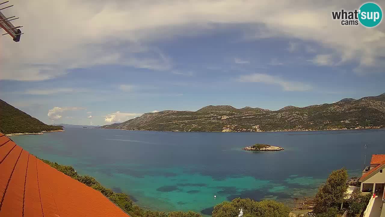Korčula spletna kamera v živo – Tri Žala pogled na Pelješac