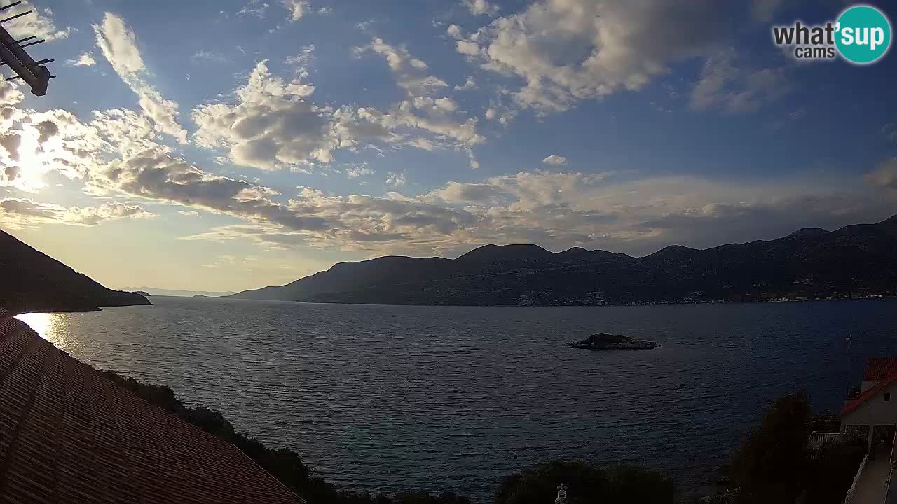 Korčula live webcam – Tri Žala panorama verso Pelješac