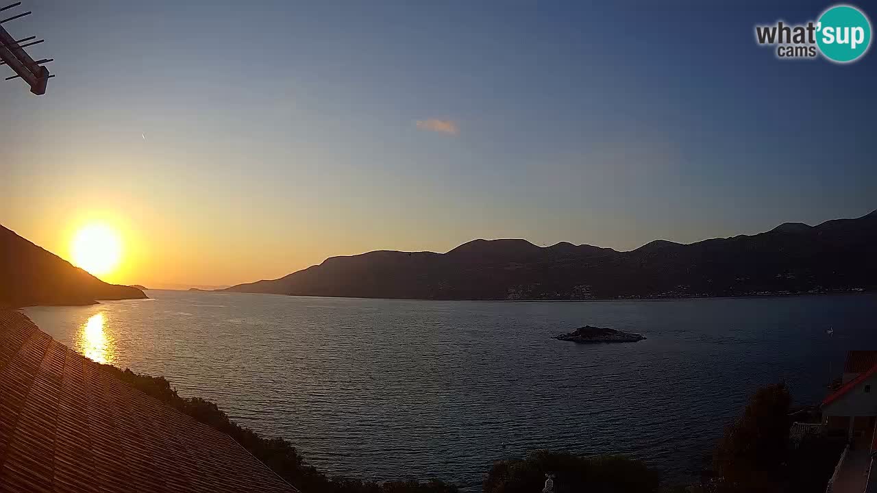 Live Korčula webcam – Tri Žala