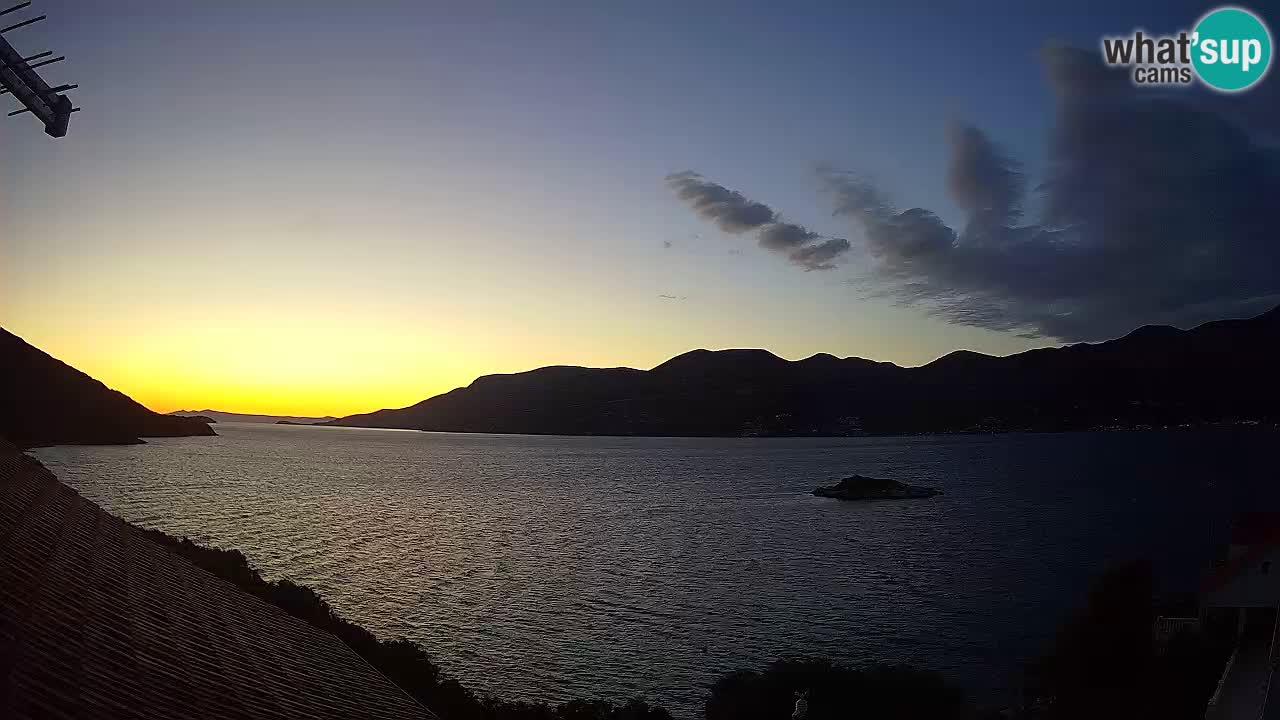 Korčula live webcam – Tri Žala panorama verso Pelješac