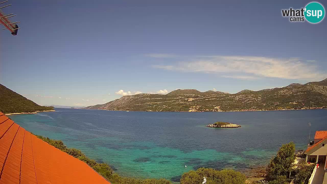 Korčula spletna kamera v živo – Tri Žala pogled na Pelješac