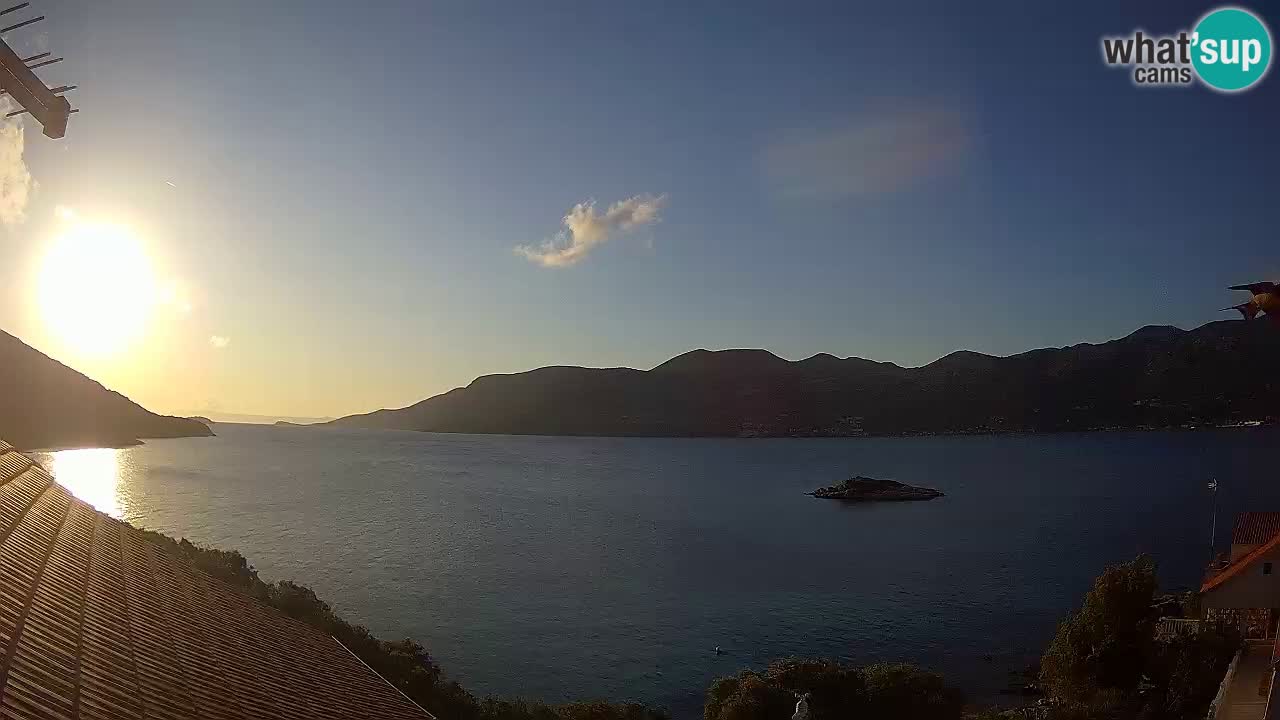 Korčula live webcam – Tri Žala panorama verso Pelješac