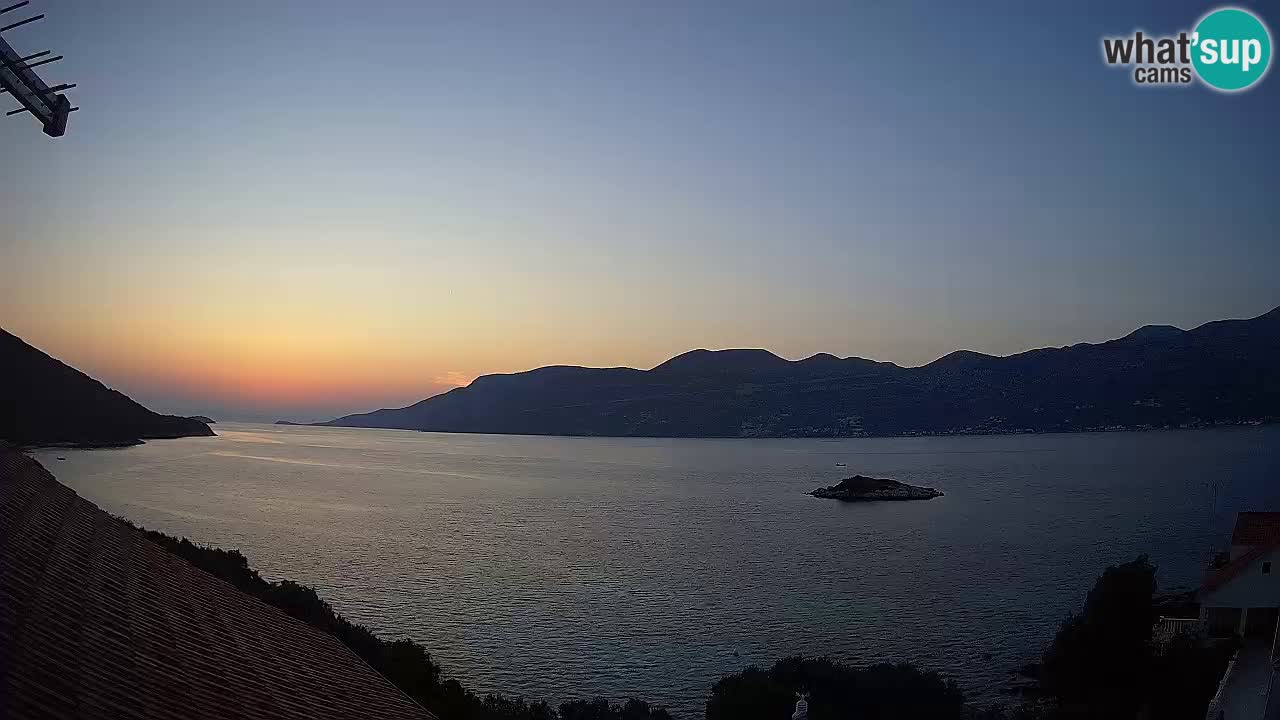 Live Korčula webcam – Tri Žala