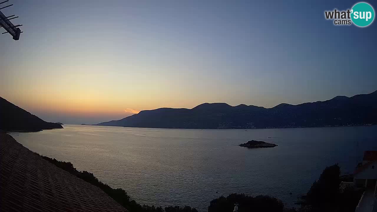 Live Korčula webcam – Tri Žala