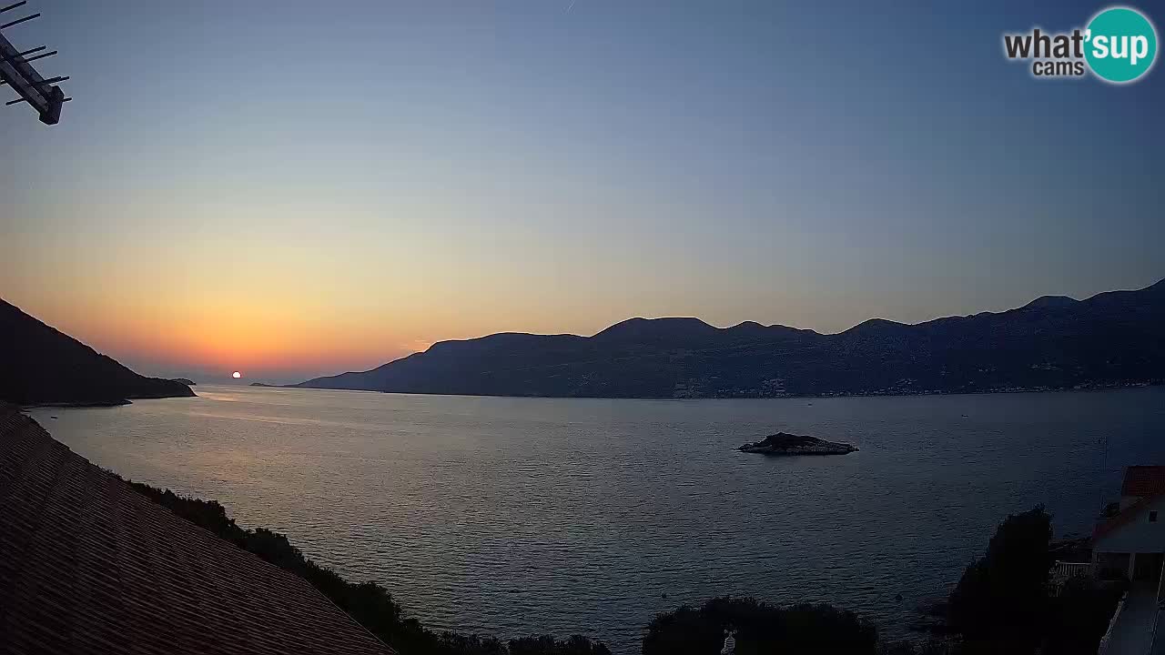 Live Korčula webcam – Tri Žala