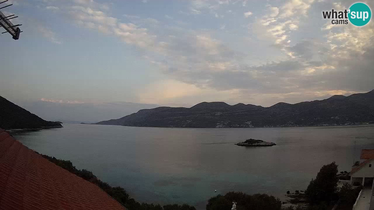 Live Korčula webcam – Tri Žala