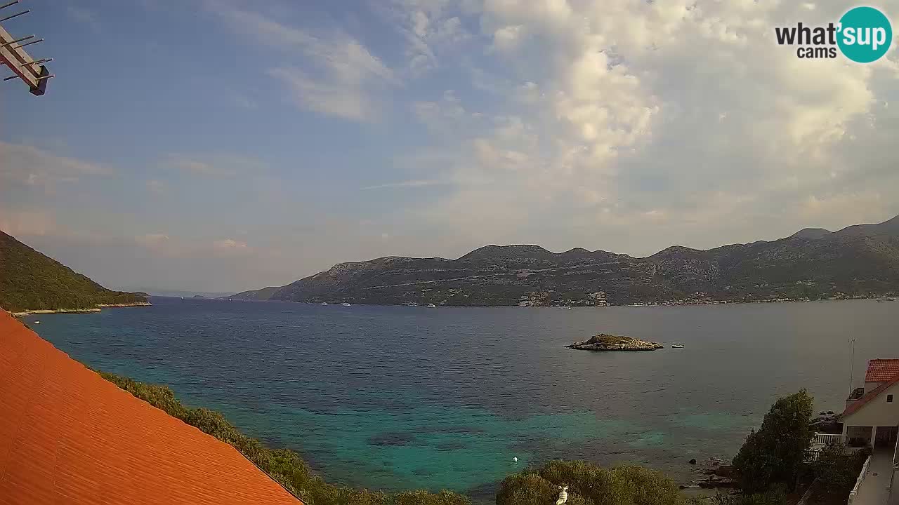Korčula spletna kamera v živo – Tri Žala pogled na Pelješac
