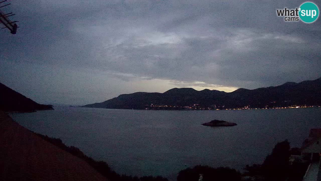 Live Korčula webcam – Tri Žala