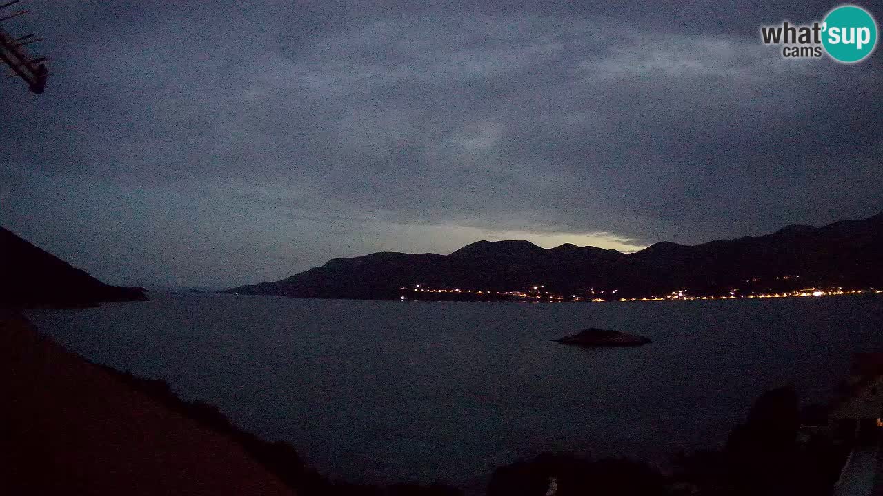 Korčula live webcam – Tri Žala panorama verso Pelješac