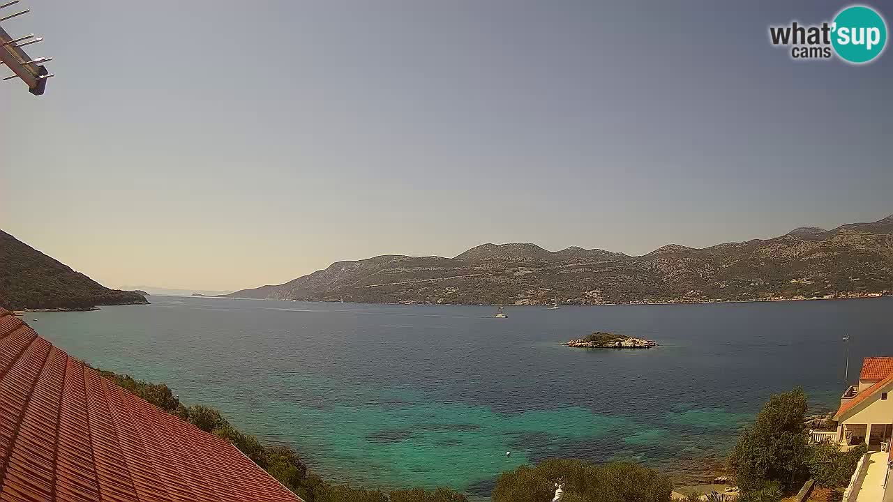 Korčula spletna kamera v živo – Tri Žala pogled na Pelješac