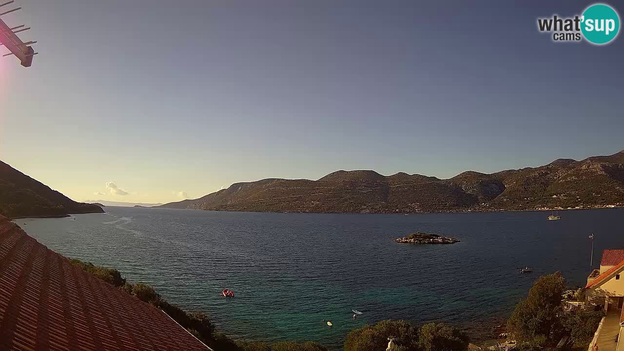 Live Korčula webcam – Tri Žala