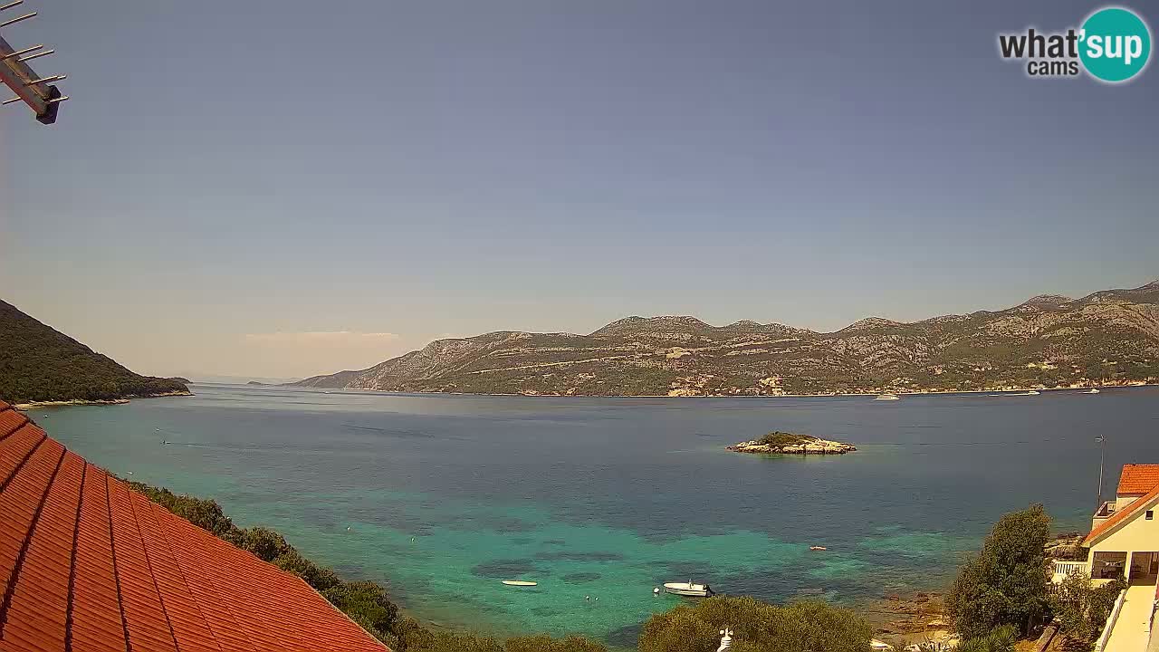 Korčula spletna kamera v živo – Tri Žala pogled na Pelješac