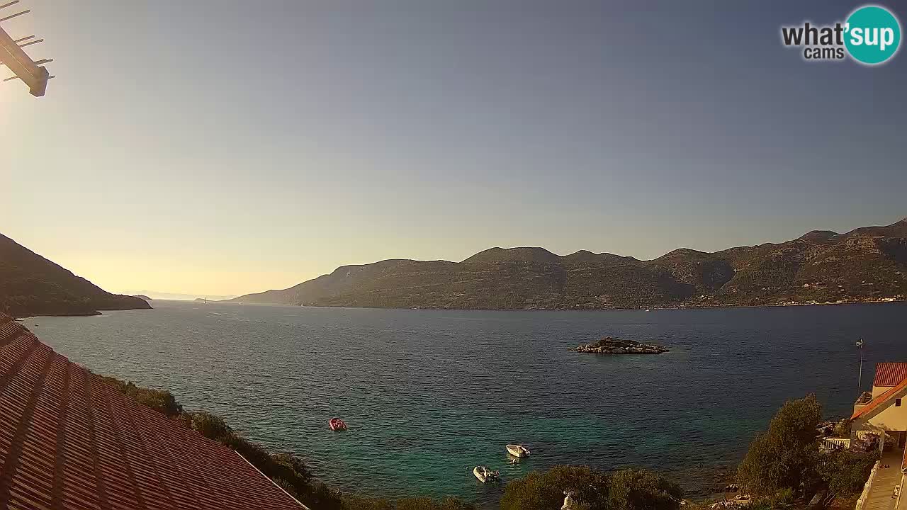 Live Korčula webcam – Tri Žala