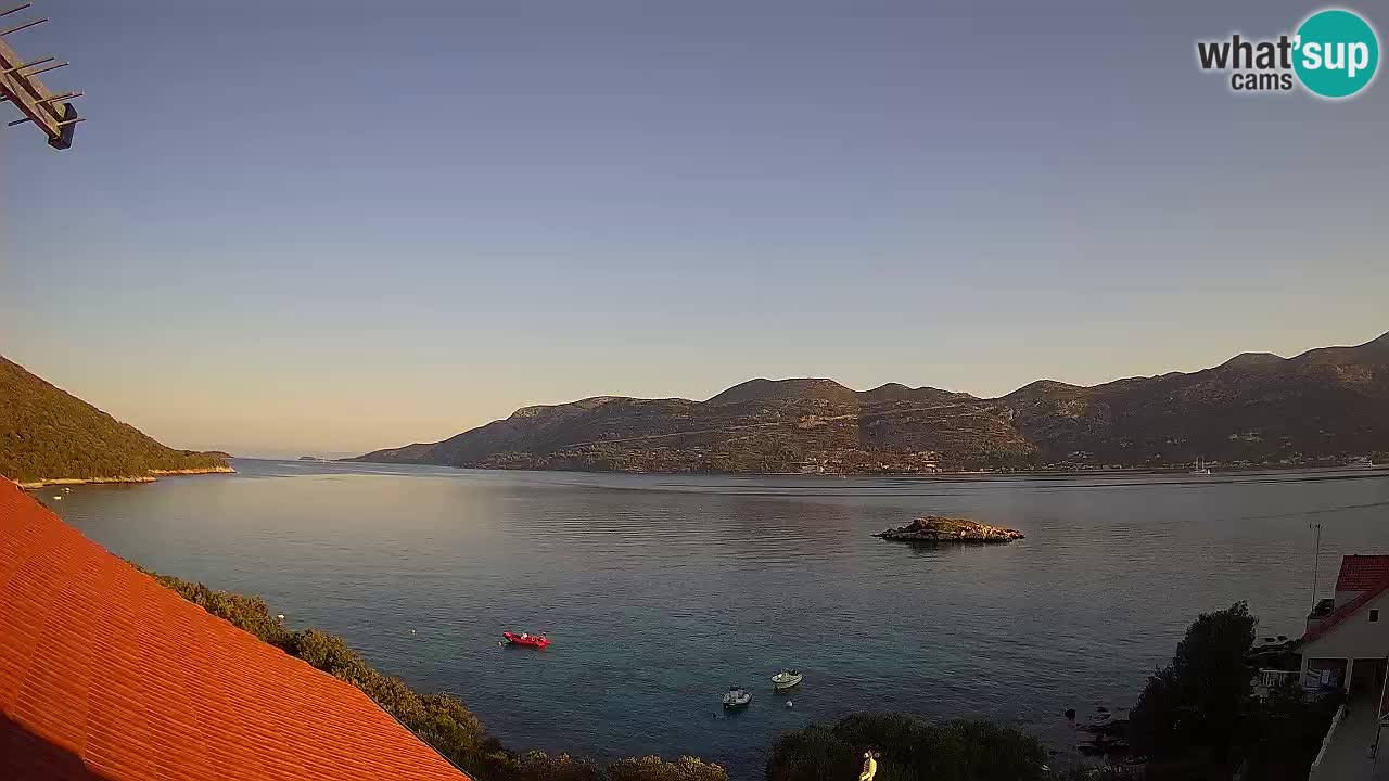 Korčula live webcam – Tri Žala panorama verso Pelješac