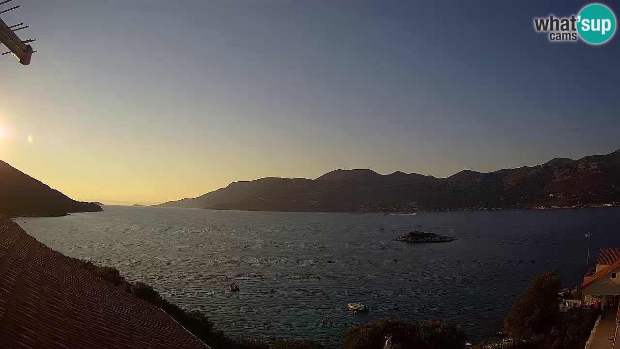 Live Korčula webcam – Tri Žala