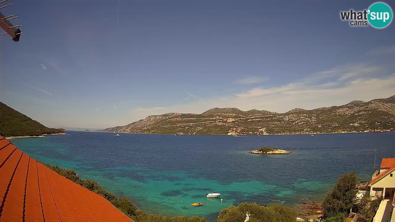 Korčula spletna kamera v živo – Tri Žala pogled na Pelješac